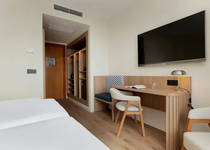 Sercotel Kalma 4* 锡切斯